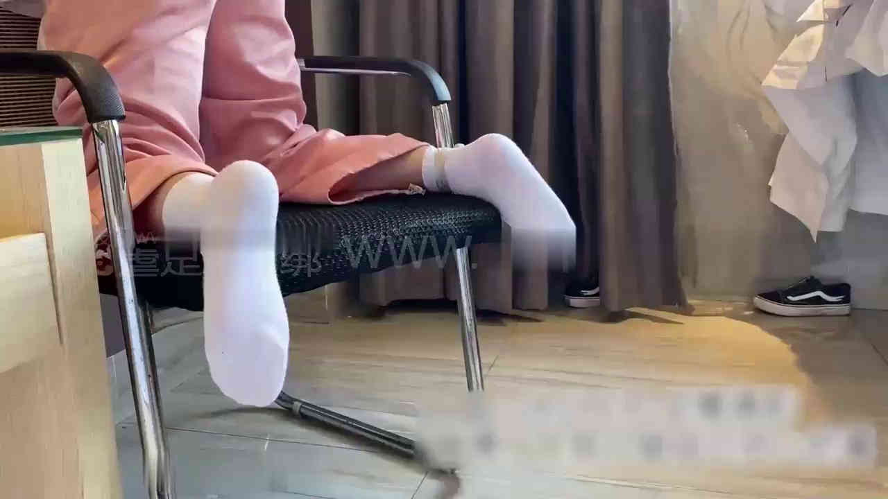004302yu549jjb85irujoh.jpg
